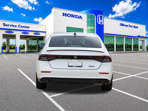 Used 2023 Honda Accord Sport image 6