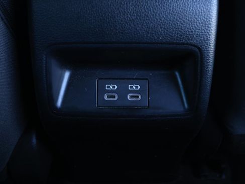 Used 2023 Toyota Corolla LE image 27