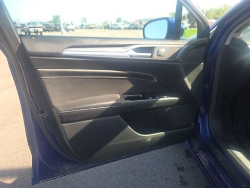 Used 2013 Ford Fusion Titanium w/ Titanium Driver Assist Pkg FWD image 23