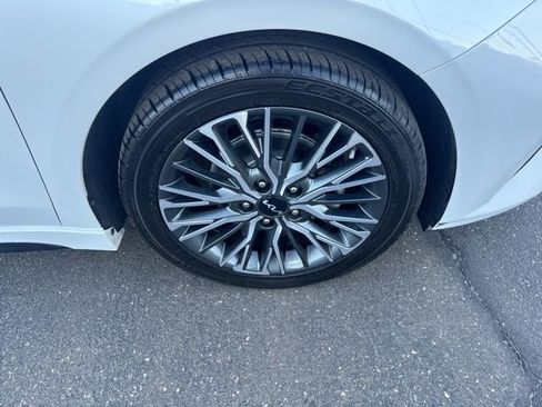Used 2023 Kia Forte GT-Line w/ GT-Line Premium Package FWD image 30