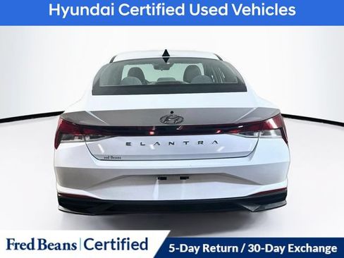 Certified 2023 Hyundai Elantra SE w/ Winter Weather Package FWD image 11