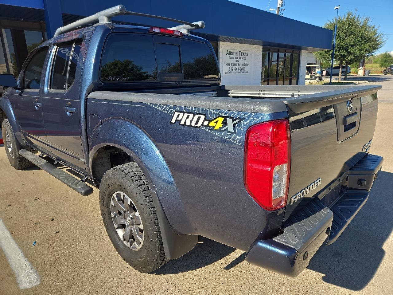 Used 2017 Nissan Frontier PRO-4X w/ Pro-4x Luxury Package AWD/4WD image 7