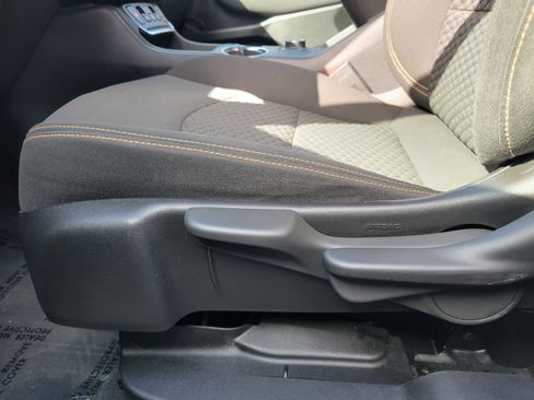 Used 2021 GMC Terrain SLE image 12