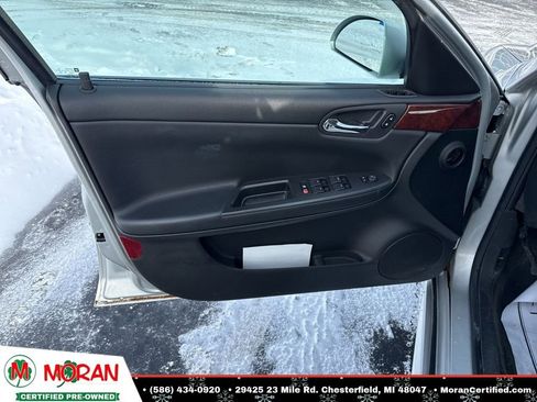 Used 2009 Chevrolet Impala LT image 9