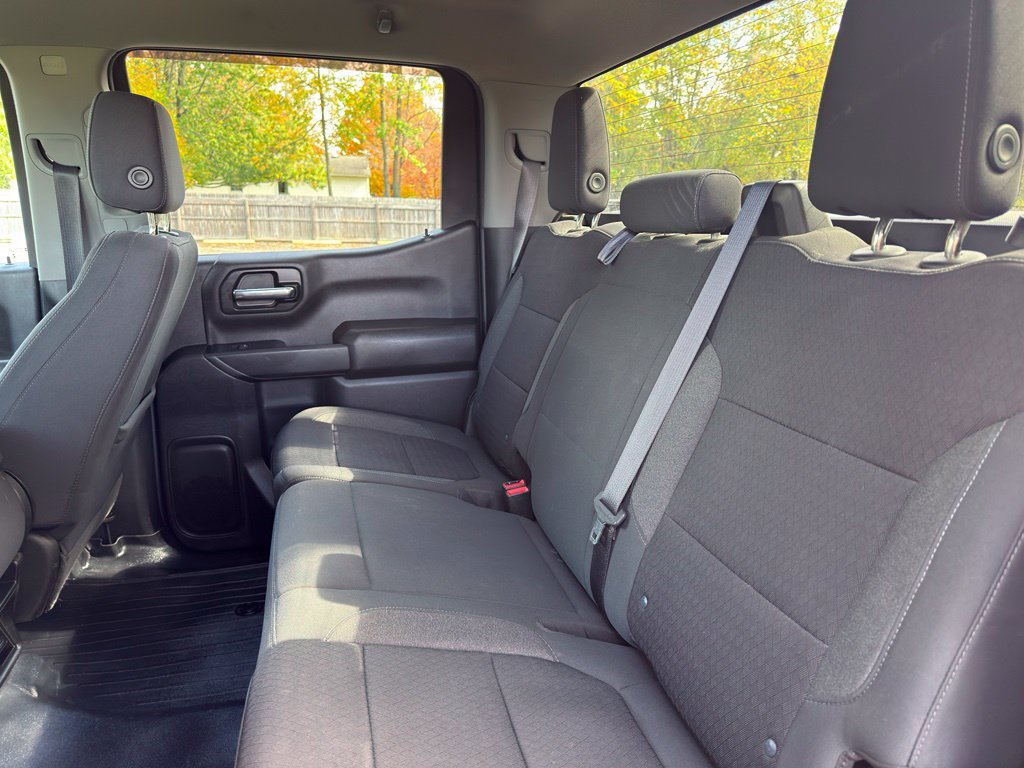 Used 2022 Chevrolet Silverado 1500 Custom Trail Boss AWD/4WD image 23