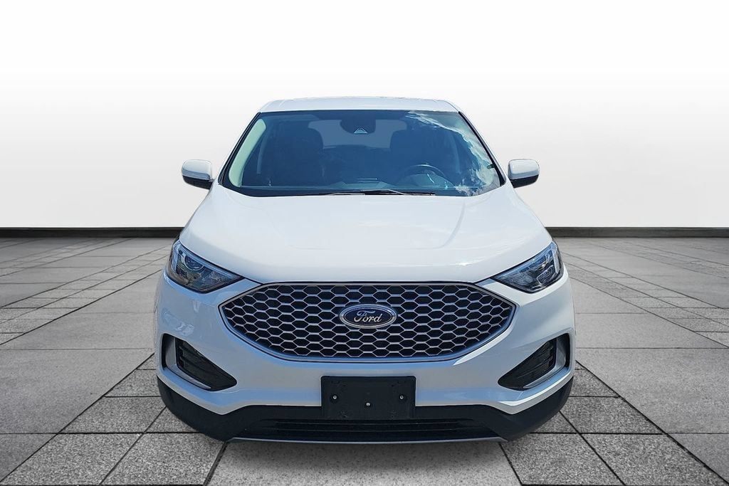 Used 2024 Ford Edge SEL AWD/4WD image 2