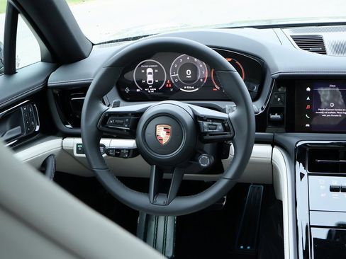 New 2026 Porsche Panamera image 20