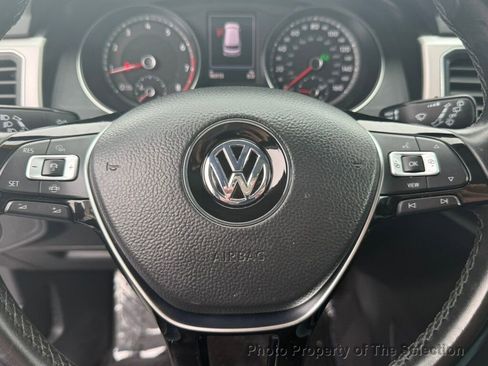Used 2019 Volkswagen Atlas SE w/ Panoramic Sunroof Package image 26