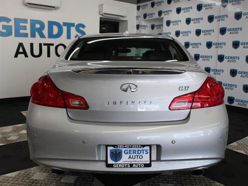 Used 2012 INFINITI G37 Journey w/ Premium Pkg RWD image 3