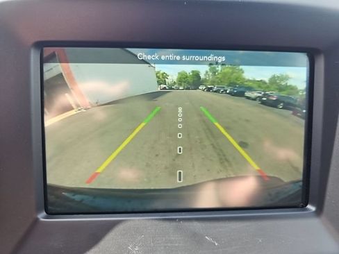 Used 2019 Jeep Compass Latitude w/ Cold Weather Group AWD/4WD image 16