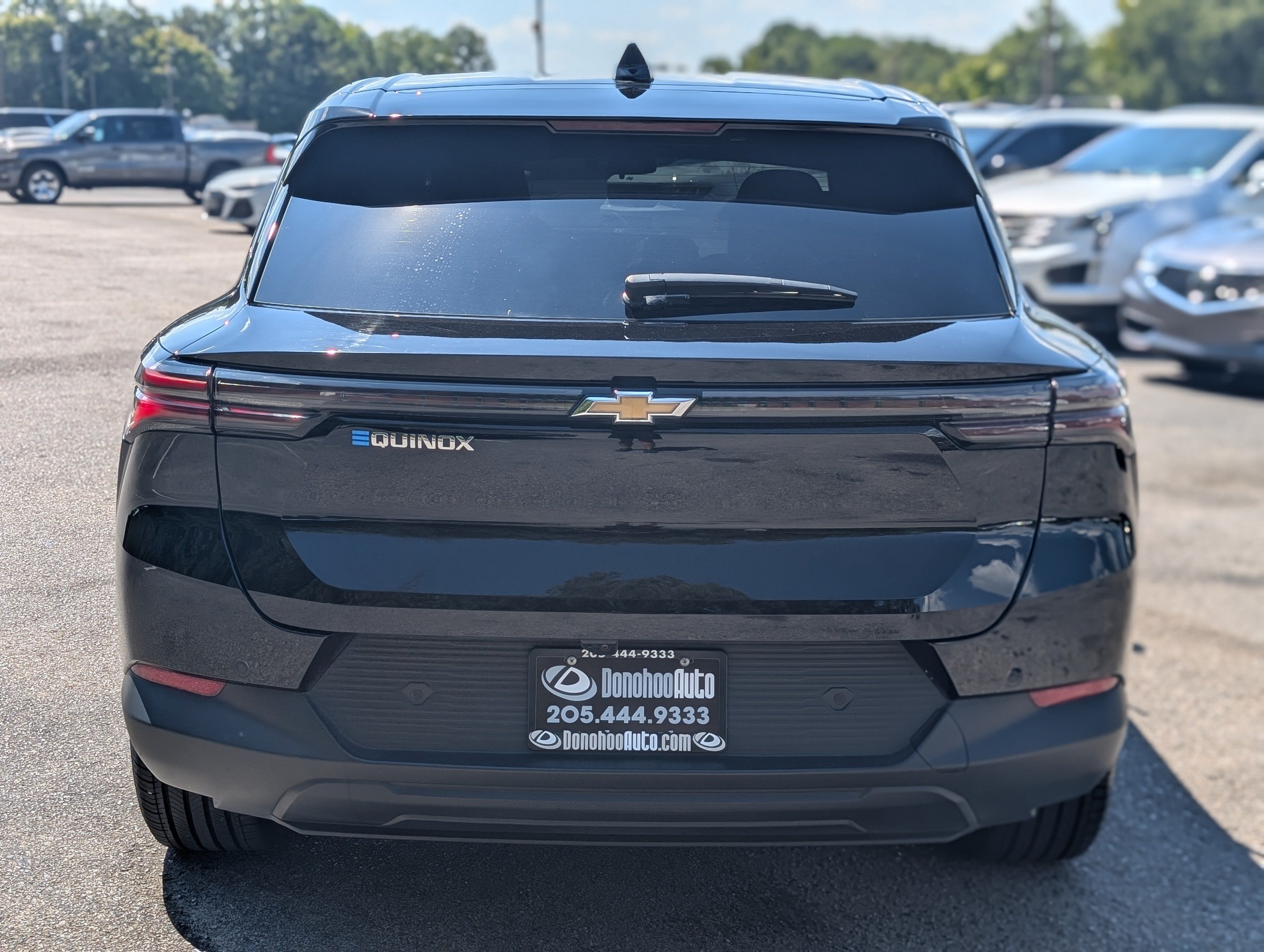 Used 2025 Chevrolet Equinox EV LT FWD image 8