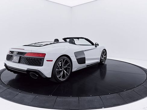 Used 2022 Audi R8 V10 performance w/ Carbon Exterior Package RWD image 26