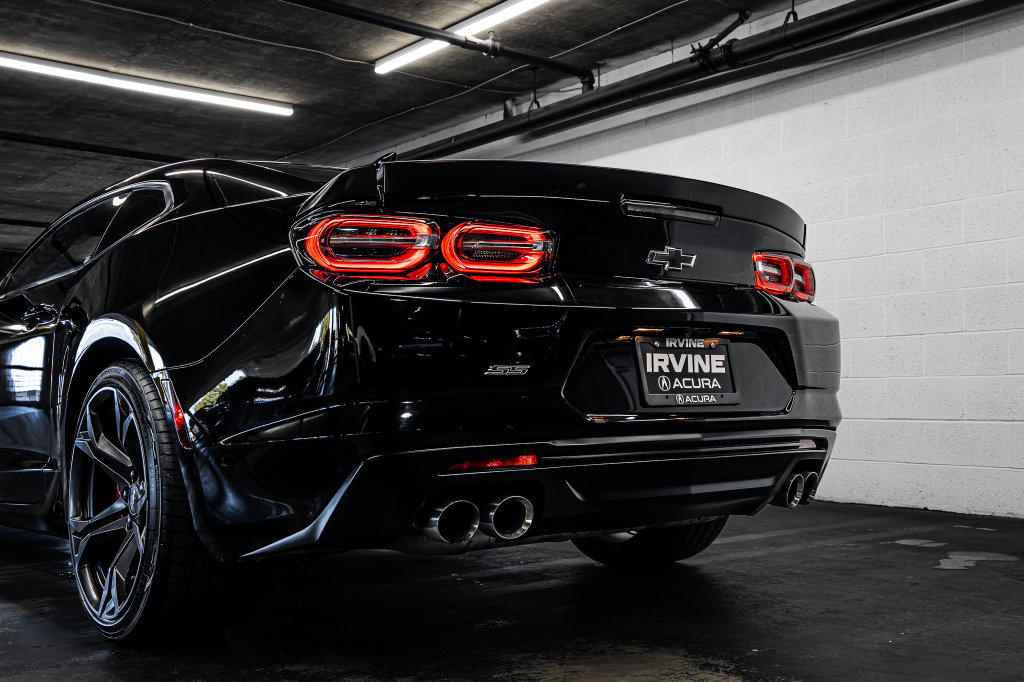 Used 2020 Chevrolet Camaro SS RWD image 17