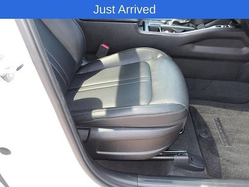 Used 2023 Kia Sorento S w/ Panoramic Sunroof Package AWD/4WD image 10
