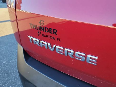 Used 2019 Chevrolet Traverse LT w/ LPO, Black Accent Package image 6