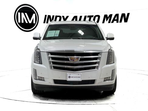 Used 2019 Cadillac Escalade Premium Luxury image 9