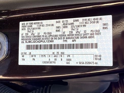 Used 2023 Lincoln Corsair Reserve w/ Equipment Group 201A FWD image 43