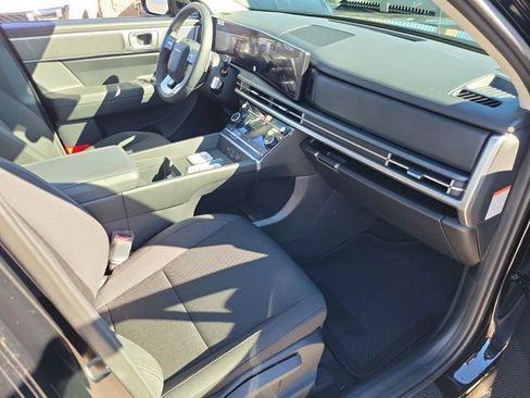 New 2026 Hyundai Santa Fe SE image 16