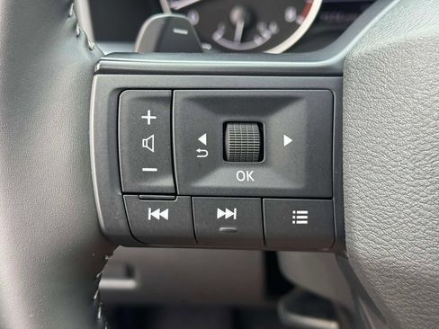 Certified 2026 Nissan Rogue SV AWD/4WD image 20