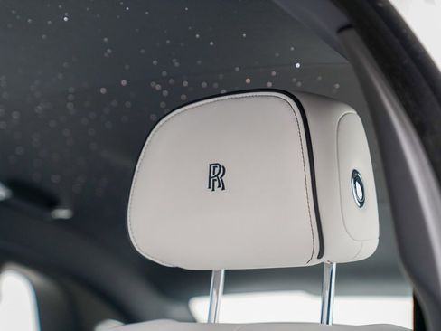 Certified 2022 Rolls-Royce Ghost image 5
