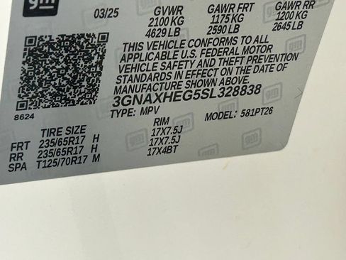 Used 2025 Chevrolet Equinox LT FWD image 41