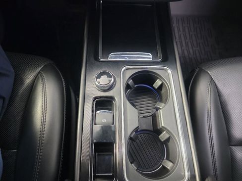 Used 2021 Lincoln Corsair AWD w/ Premium Package image 34