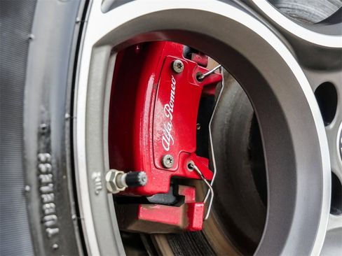 Used 2024 Alfa Romeo Stelvio Ti image 11