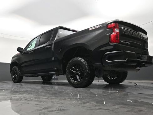 Used 2023 Chevrolet Silverado 1500 Custom Trail Boss AWD/4WD image 23