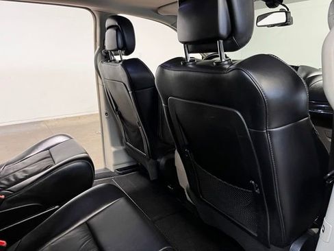 Used 2012 Chrysler Town & Country Limited w/ Luxury Group FWD image 14