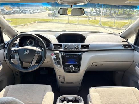 Used 2015 Honda Odyssey EX image 16