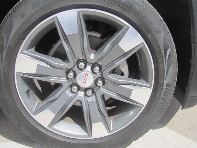 Used 2017 GMC Acadia SLT AWD/4WD image 21