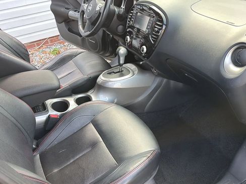 Used 2015 Nissan Juke SL image 31