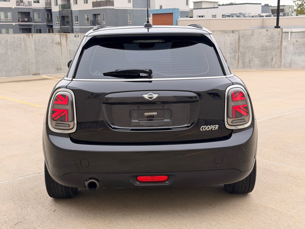 Used 2017 MINI Cooper 4-Door Hardtop FWD image 4