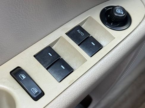 Used 2006 Ford Fusion SE FWD image 18