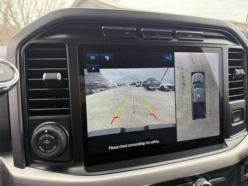 Certified 2022 Ford F150 XLT w/ Equipment Group 302A High image 18