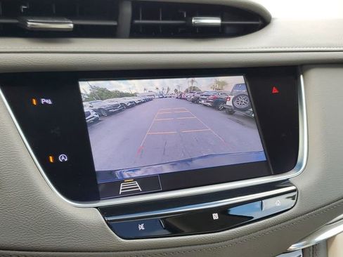 Used 2020 Cadillac XT5 Premium Luxury FWD image 20