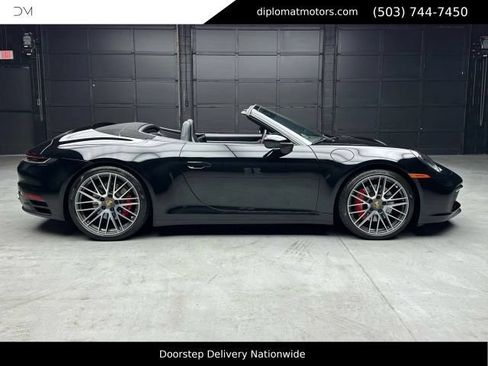 Used 2024 Porsche 911 Carrera S w/ Sport Package RWD image 8