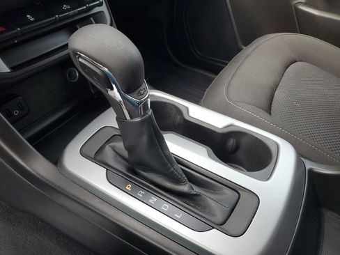 Used 2022 Chevrolet Colorado LT image 25