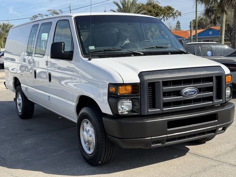 Used 2013 Ford E-350 and Econoline 350 Extended Super Duty w/ PWR Group image 2