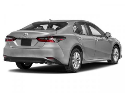 Used 2023 Toyota Camry LE w/ Convenience Package FWD image 2