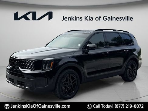 Used 2025 Kia Telluride EX X-Line AWD/4WD image 3