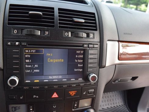 Used 2004 Volkswagen Touareg V10 TDI AWD/4WD image 63