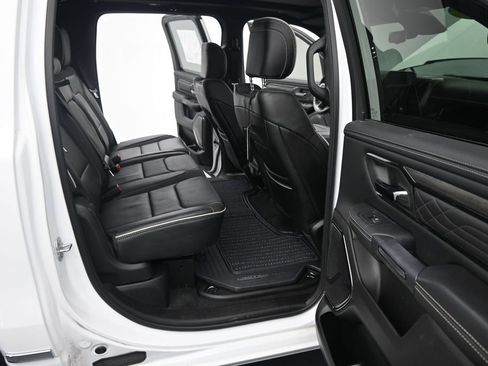 Used 2025 RAM 1500 Limited AWD/4WD image 23