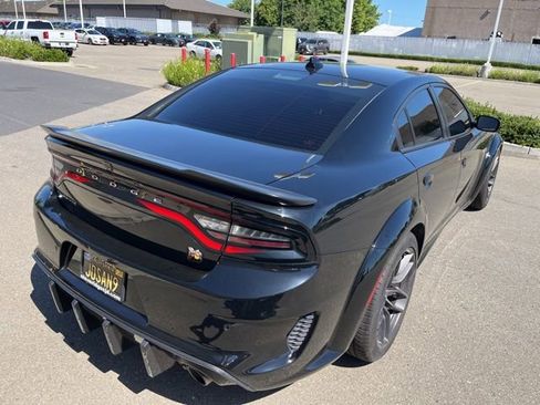 Used 2021 Dodge Charger Scat Pack RWD image 5