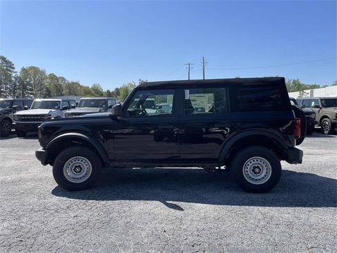 New 2025 Ford Bronco 4-Door image 28