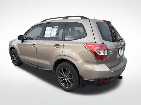 Used 2014 Subaru Forester 2.5i image 3