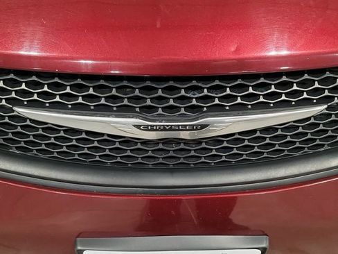 Used 2023 Chrysler Voyager LX FWD image 17