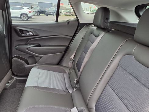 New 2025 Chevrolet Trax LT FWD image 14