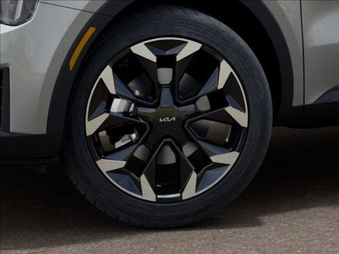 New 2026 Kia Sorento SX FWD image 9