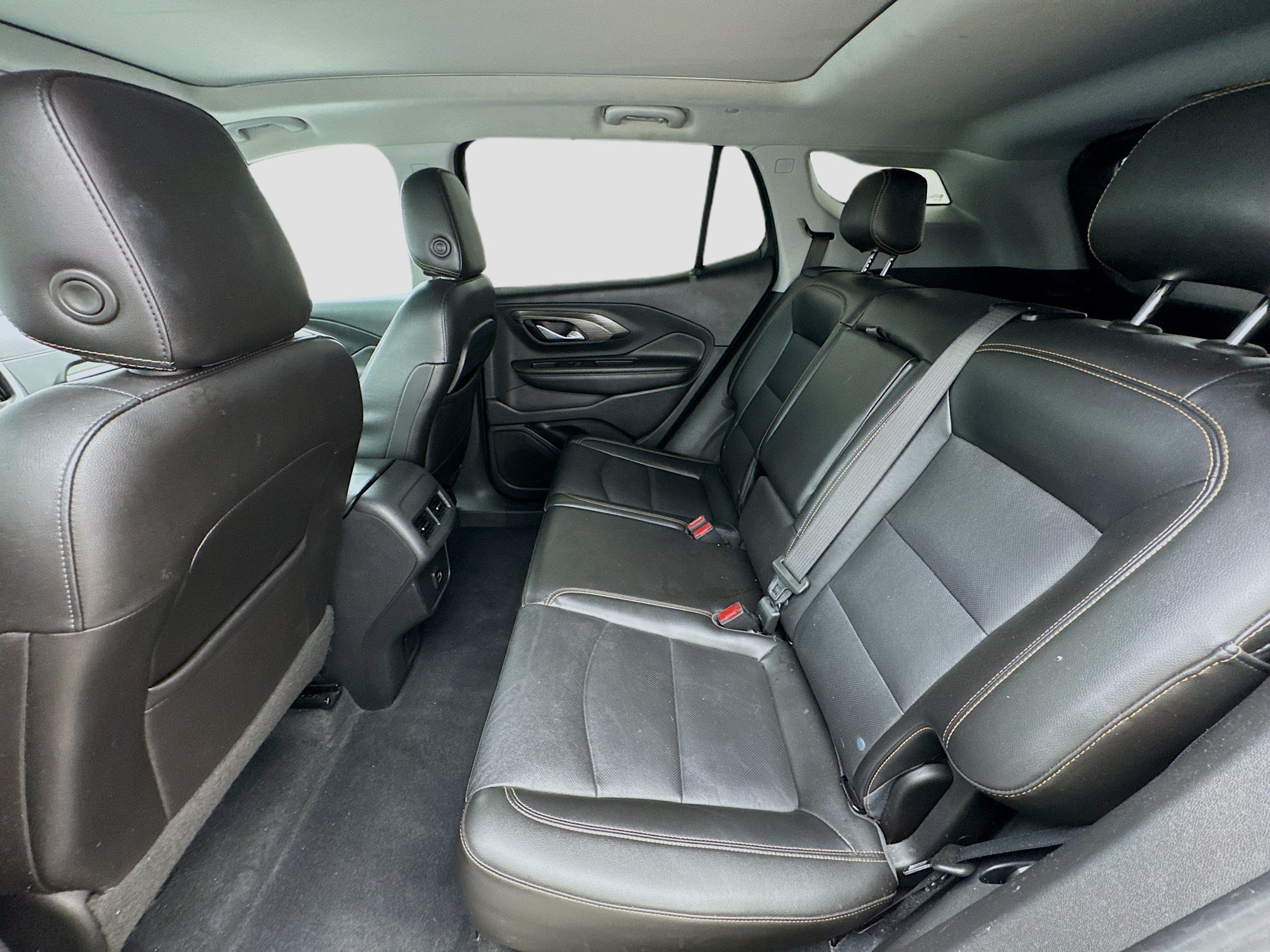 Used 2021 GMC Terrain SLT FWD image 16